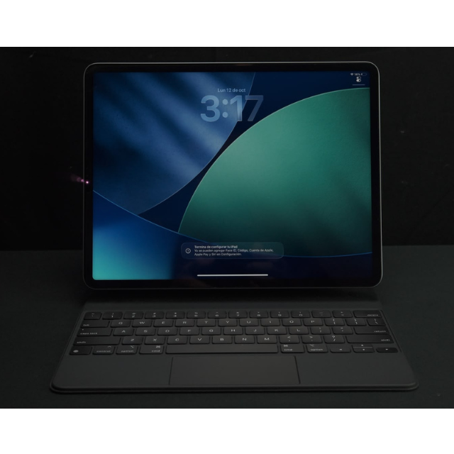 IPAD PRO 12.9" 5TA GEN / M1 CHIP / MAGIC KEYBOARD / APPLE PENCIL / 8C CPU / 8C GPU / LIQUID RETINA XDR / EQUIPO SEMINUEVO