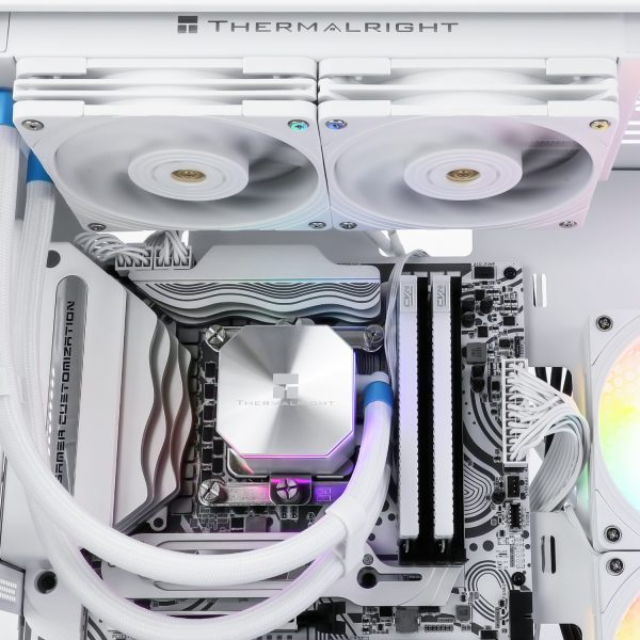 Enfriamiento liquido Thermalright Frozen Edge 240 / White / 240mm / AMD / Intel 